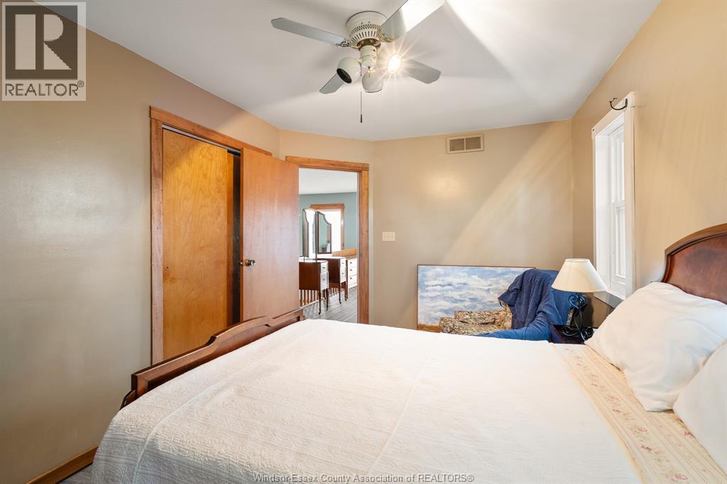 1435 EAST SHORE ROAD - 34
