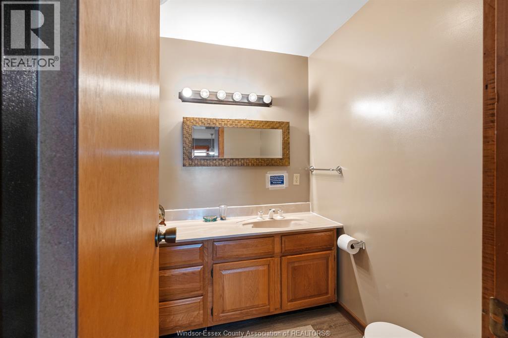 1435 EAST SHORE ROAD - Image 35