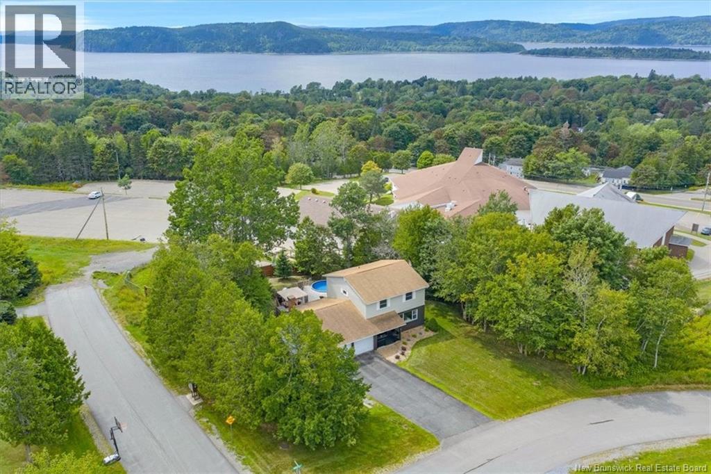 16 Braun Crescent - Image 45
