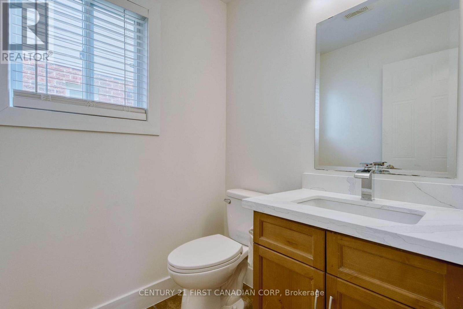 799 OAKCROSSING ROAD - Image 19
