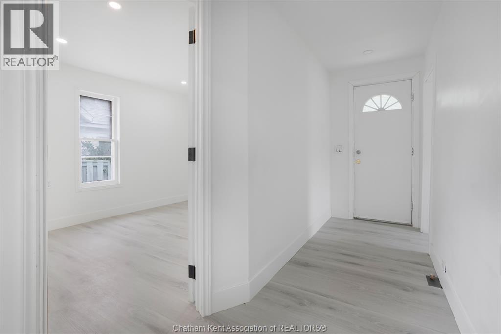 320 Lafontaine STREET - 28