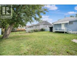320 Lafontaine Street, Wallaceburg, ON N8A4H9 Photo 37