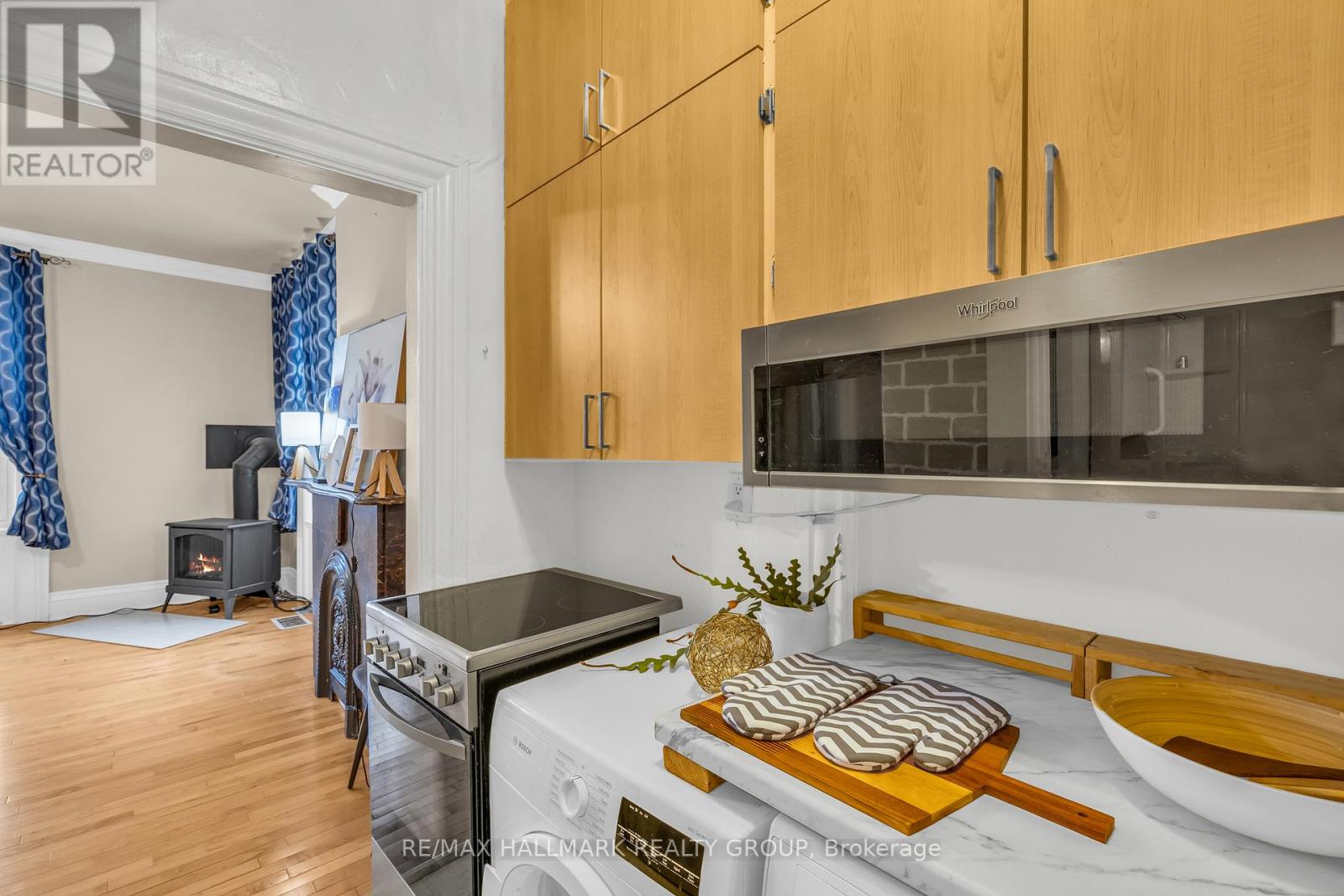 15 Elmsley Street North — photo 10