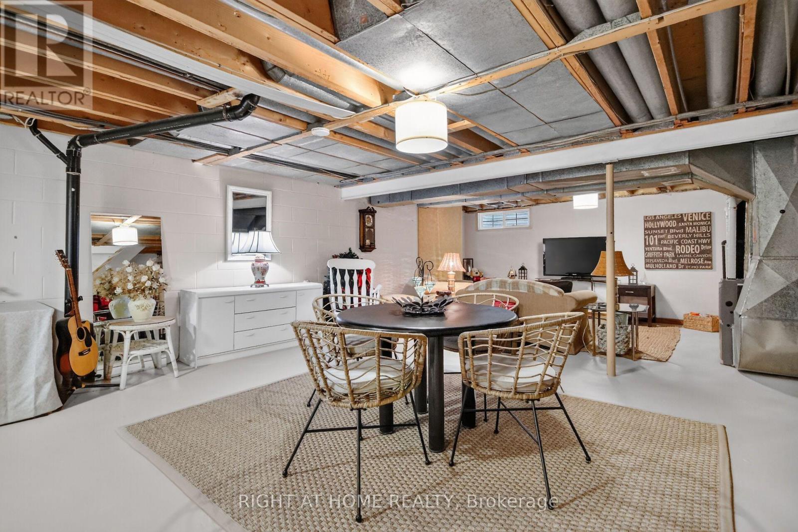 192 MONTEREY DRIVE - 27