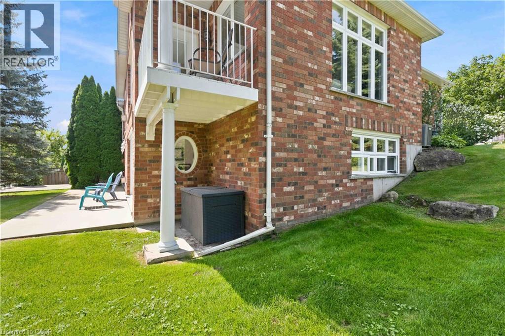 2182 STONEHAVEN Avenue - 7