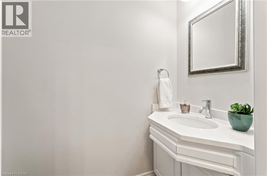 2182 STONEHAVEN Avenue - Image 25