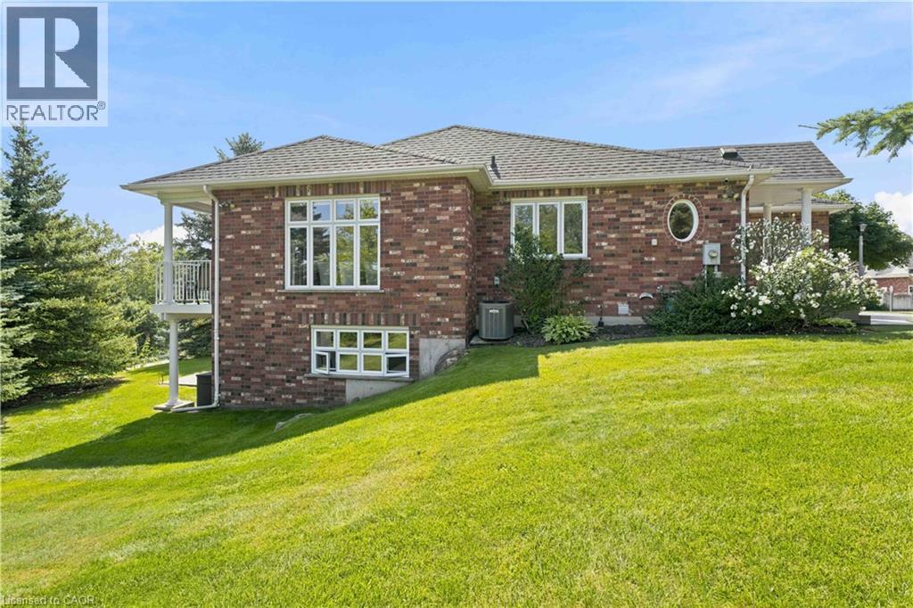 2182 STONEHAVEN Avenue - Image 5