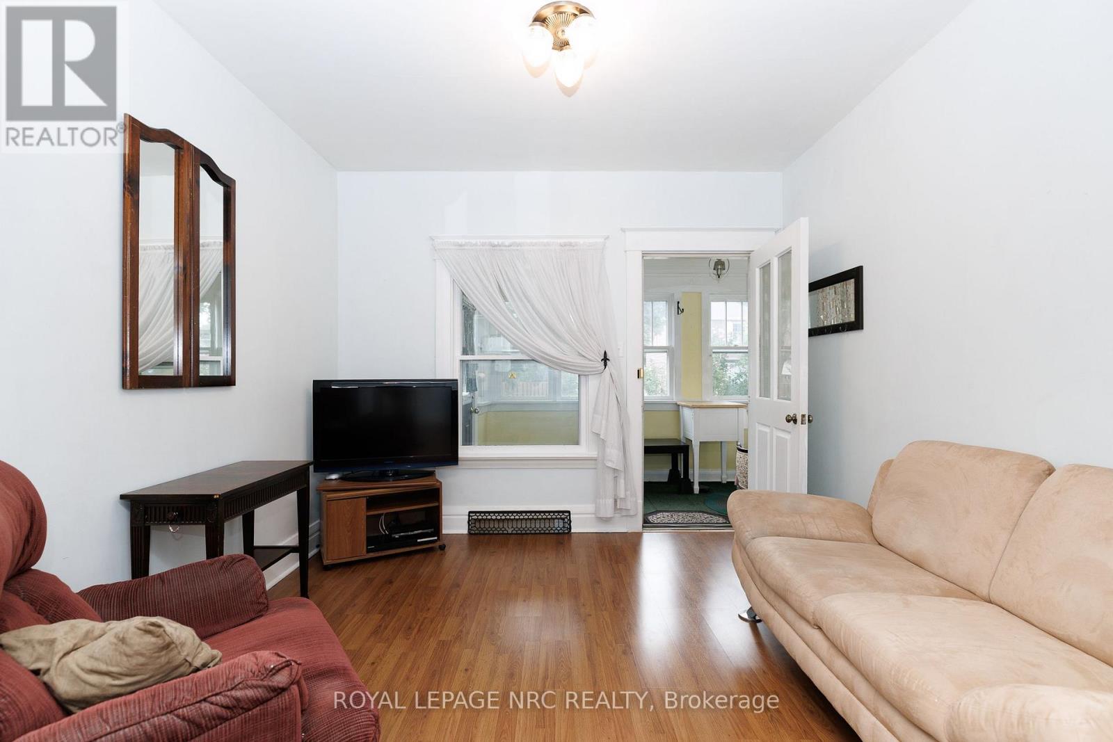 40 ST. PATRICK STREET - 8
