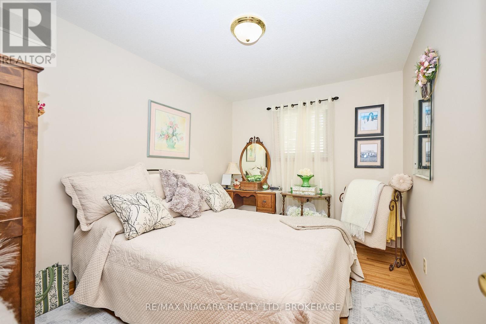 524 LAKEVIEW ROAD - Image 14