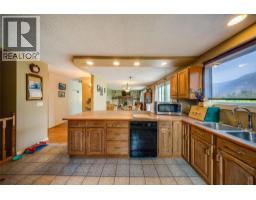 3509 5th Avenue, Castlegar, BC V1N2V8 Photo 17