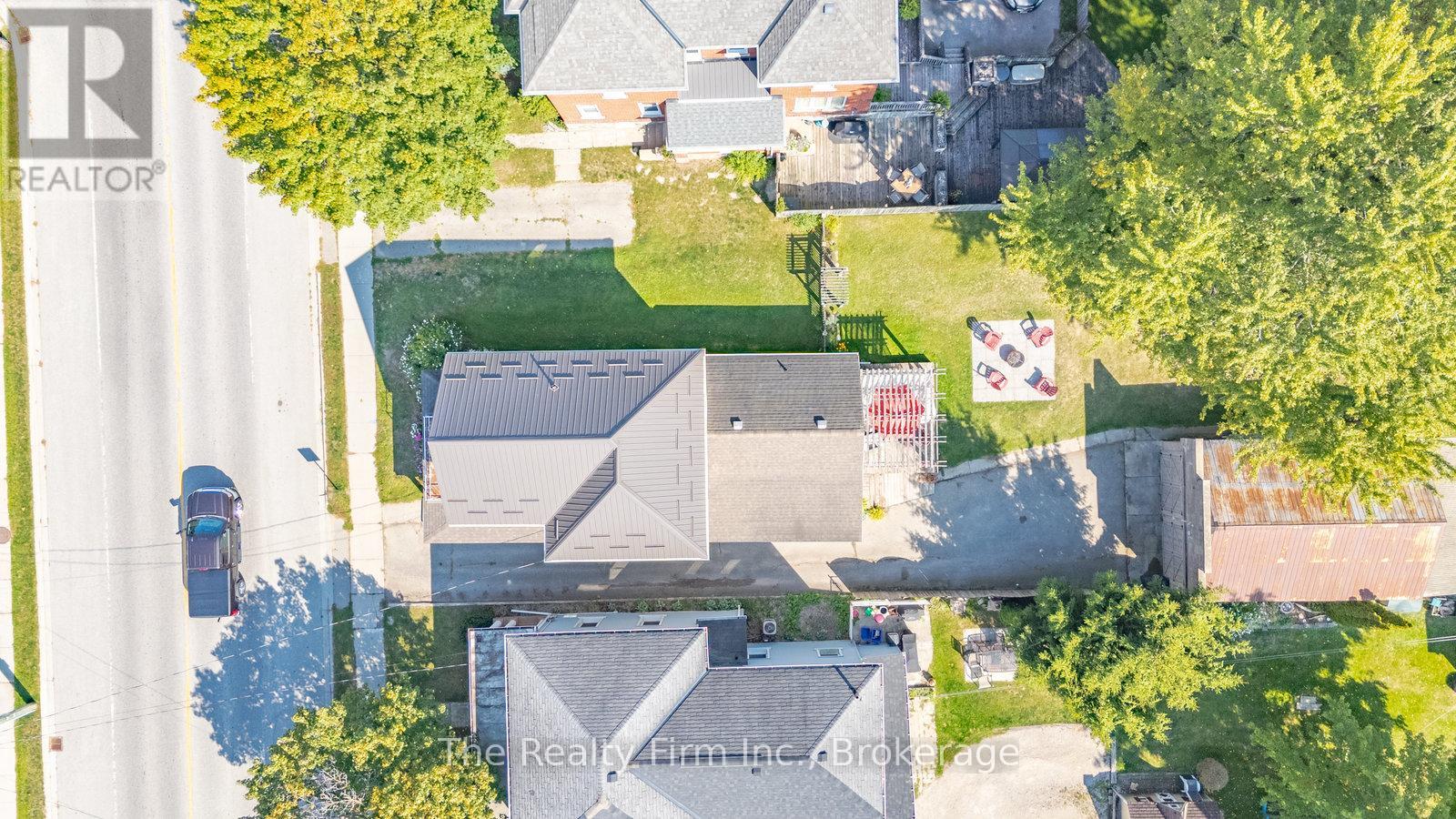 94 WOODSTOCK STREET N - Image 47