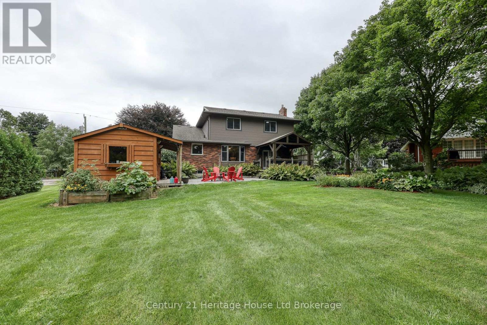 81 GLENN AVENUE N - 42