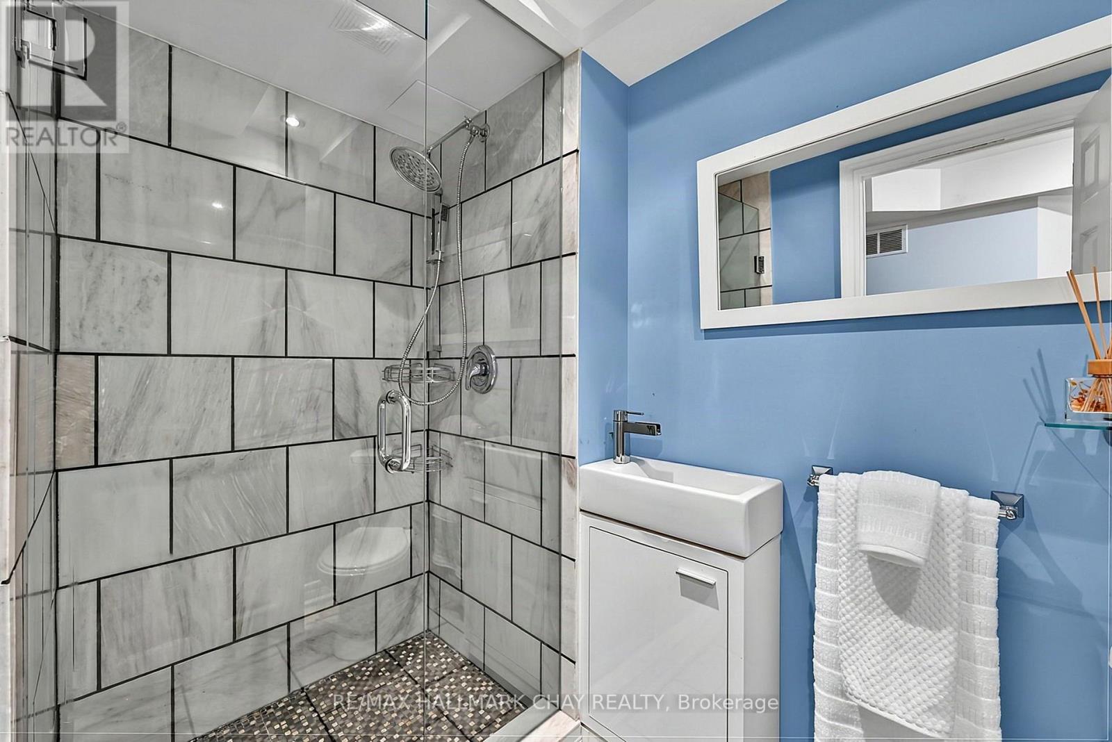 109 NOBLE DRIVE - Image 24