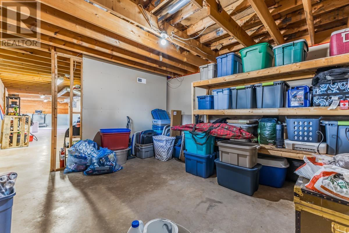 239 LITTLE DYKE Road - 29
