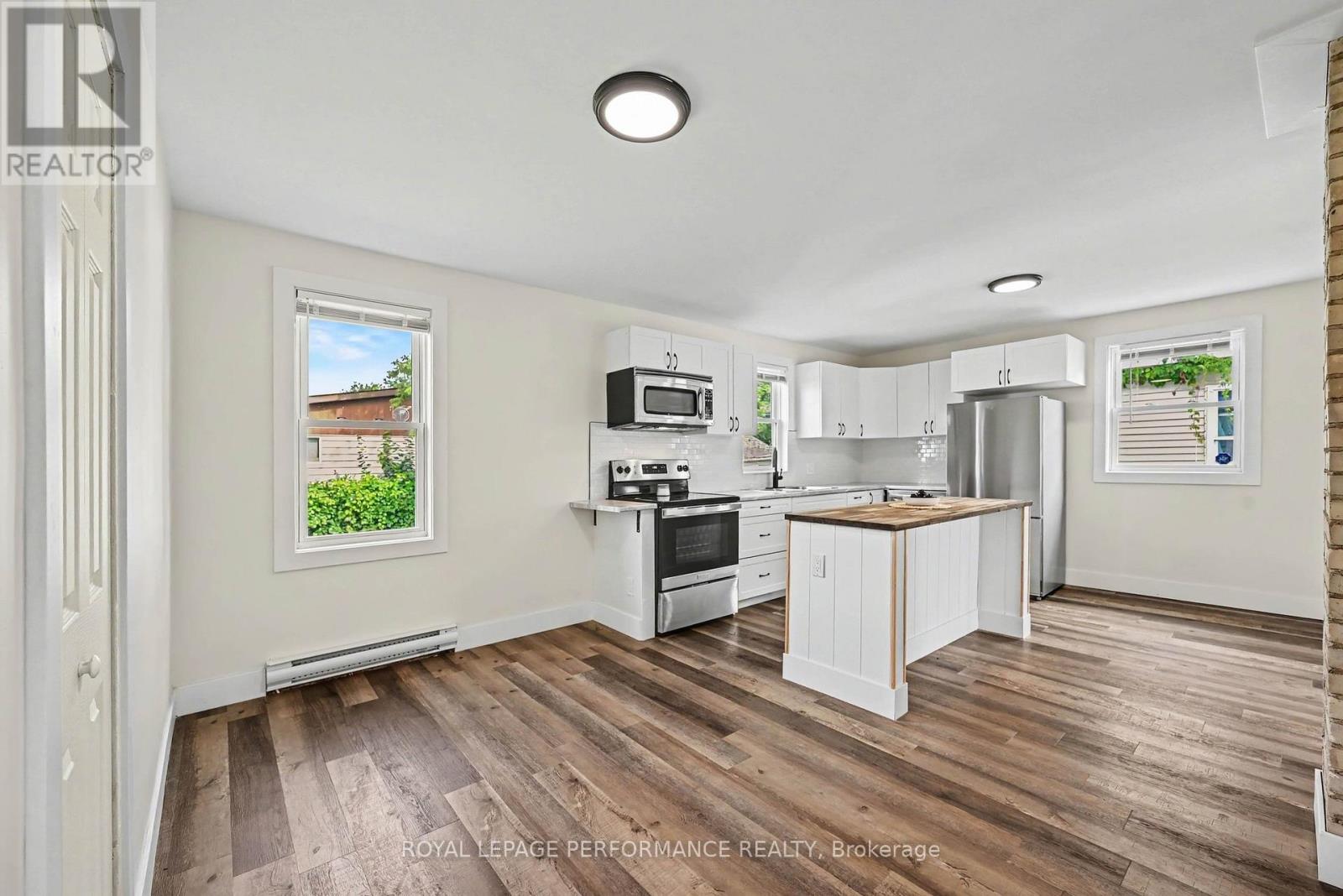 1008 SECOND STREET E - 9