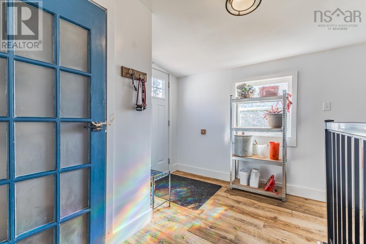 239 LITTLE DYKE Road - 5