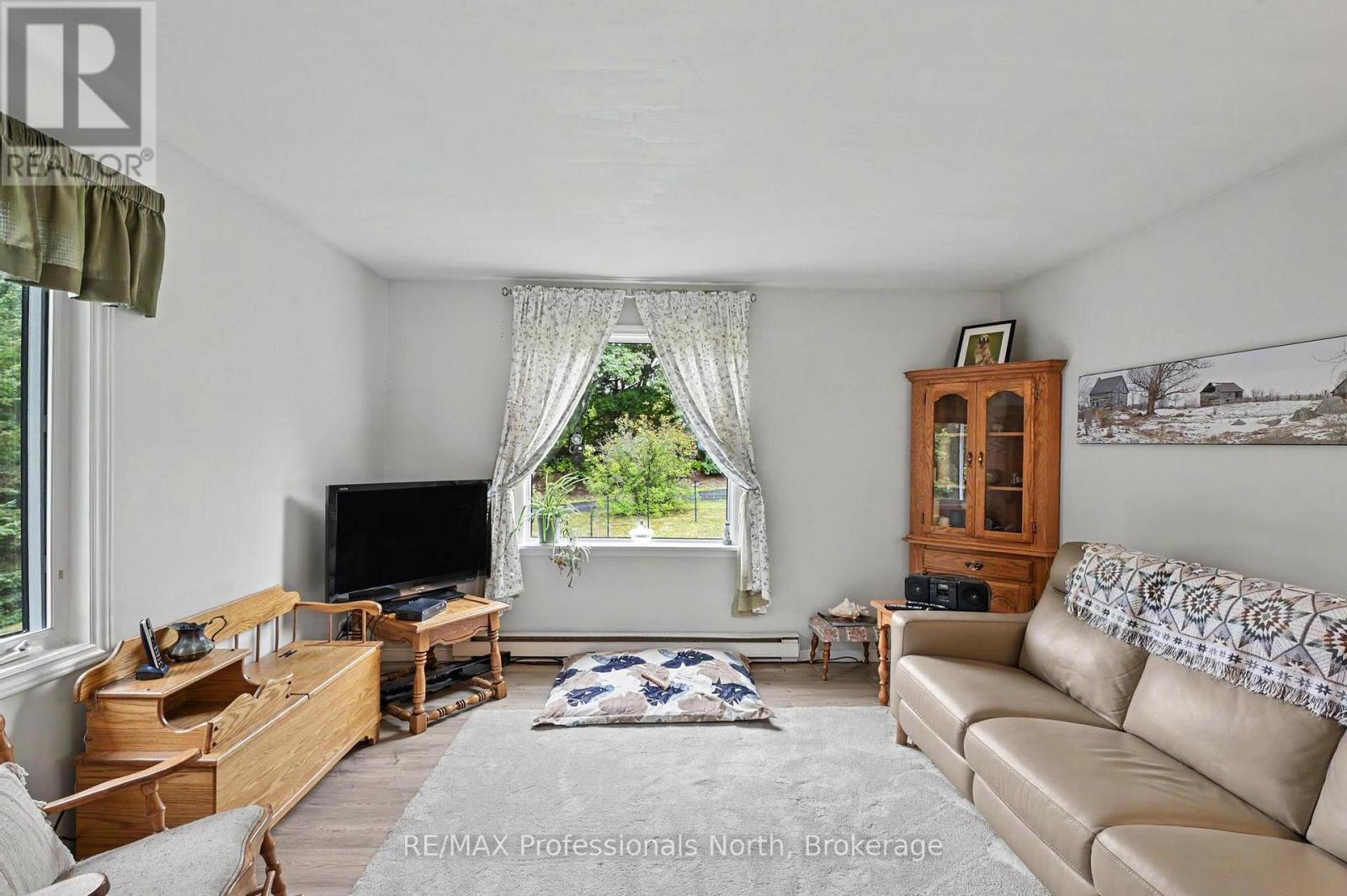 1297 HUNTER CREEK ROAD - 10