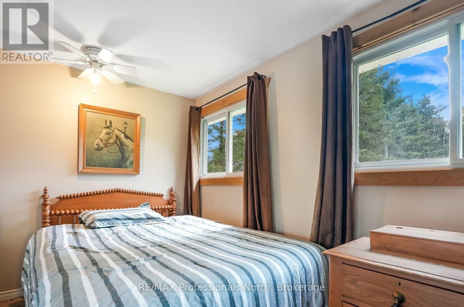 1052 ABLETT COURT - 24