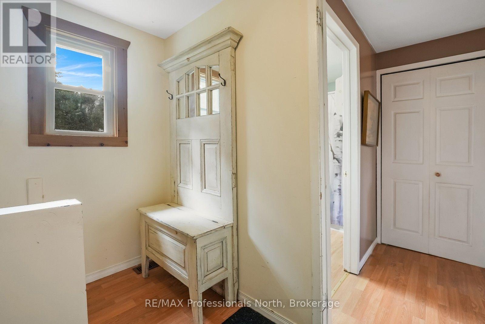 1052 ABLETT COURT - 8