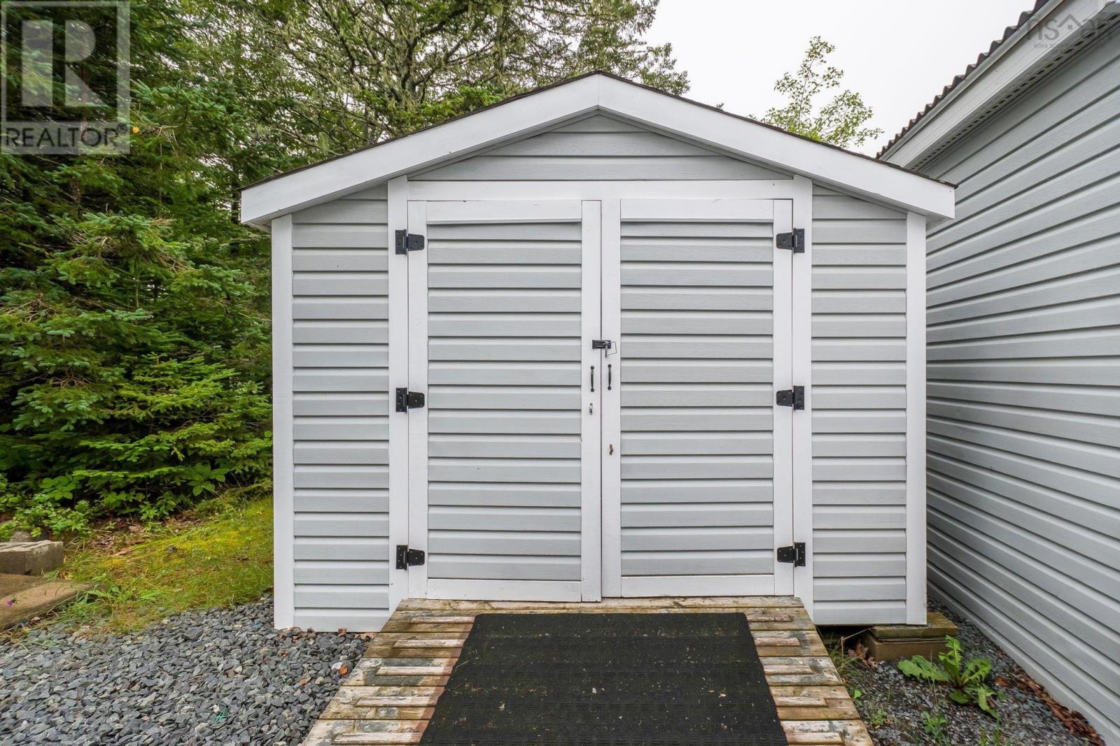 2000 Prospect Road - 31