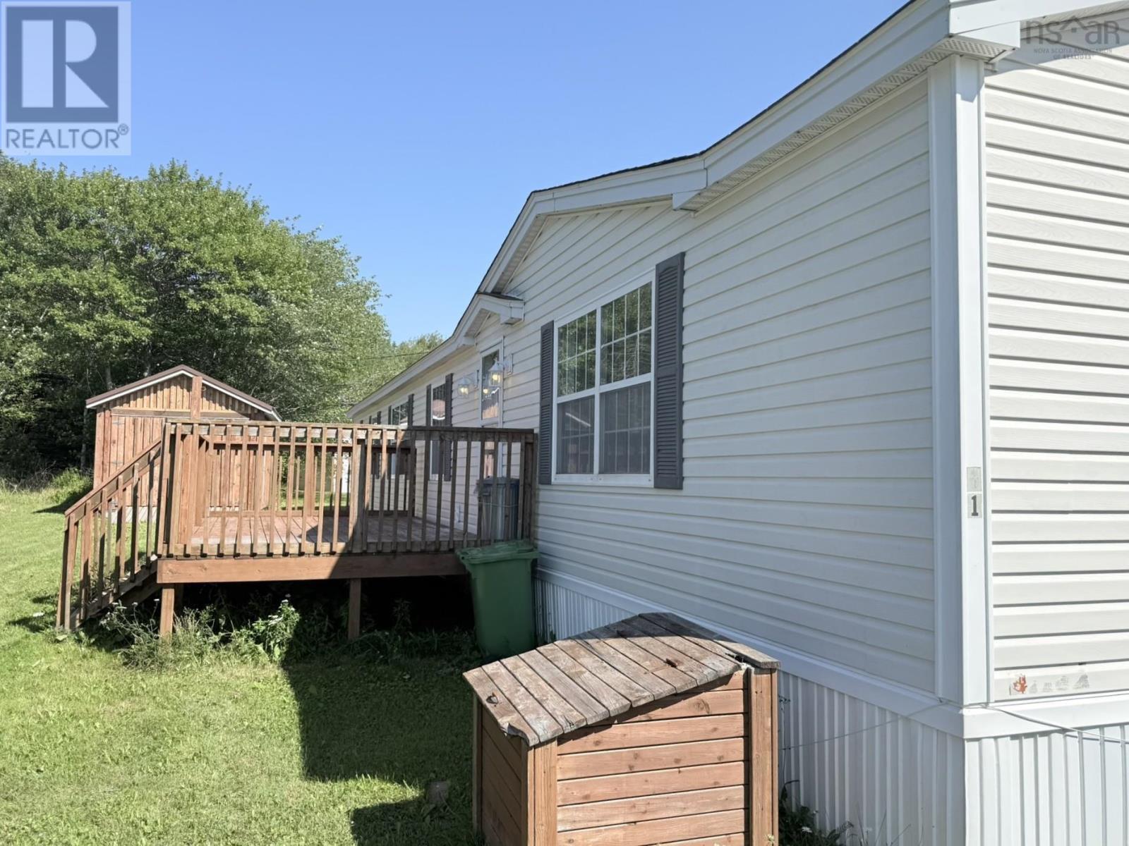 Property 38 of 44 of 61 Gillis Crescent