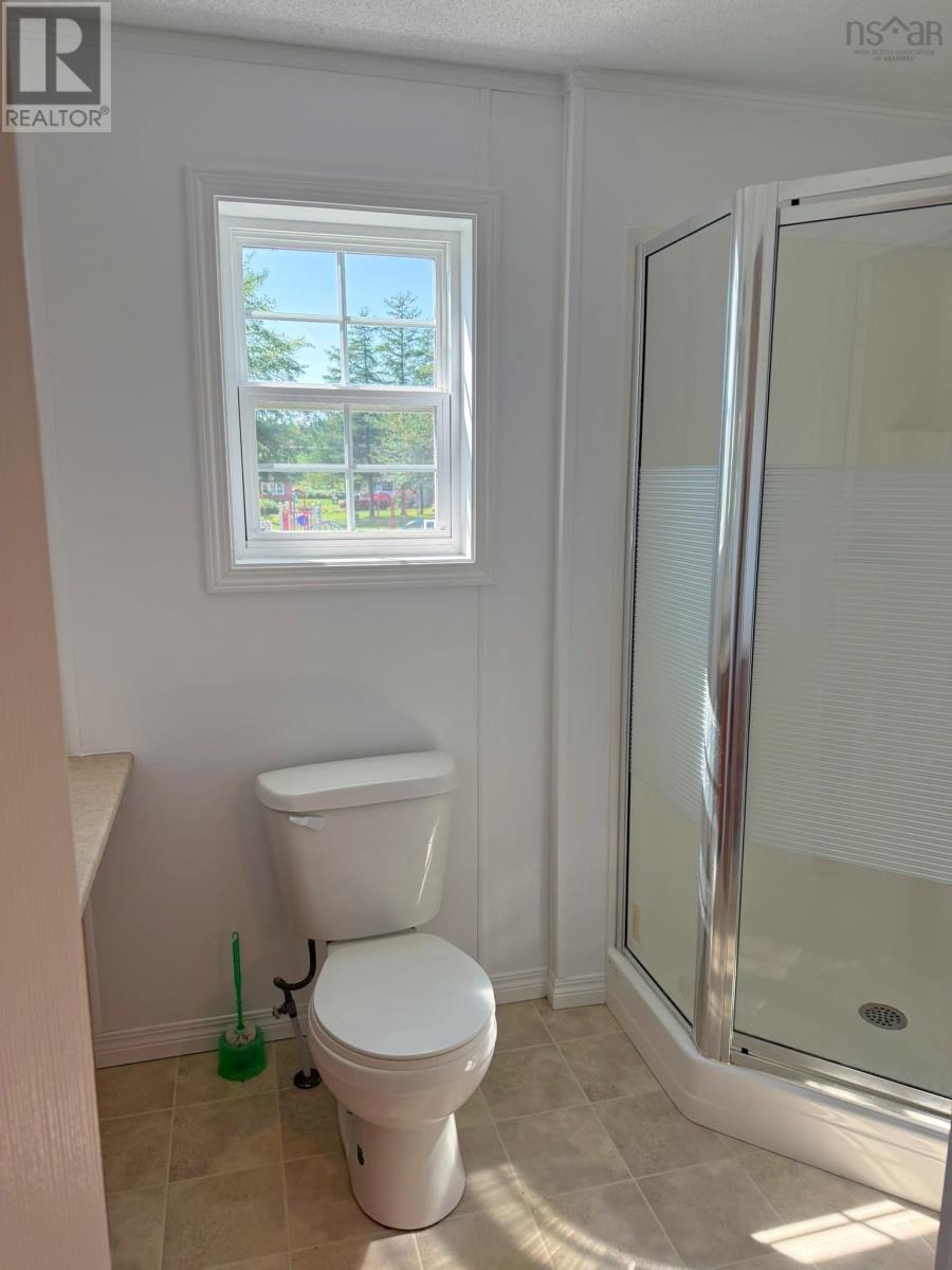 Property 35 of 44 of 61 Gillis Crescent