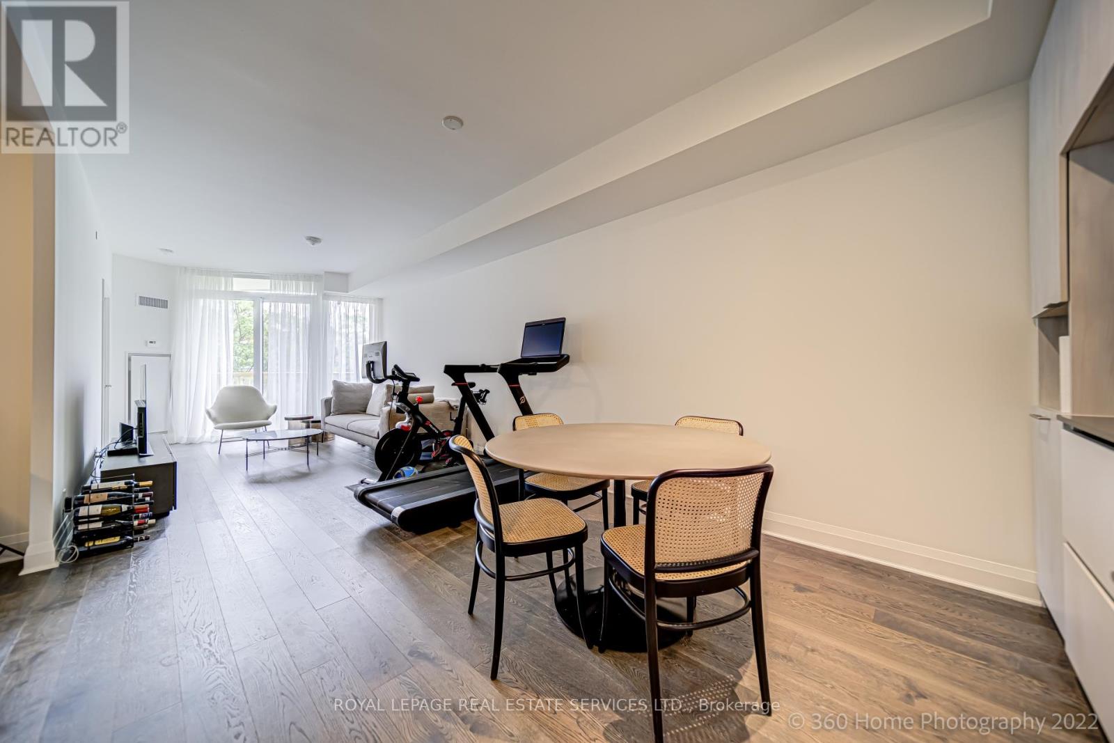 #405 151 AVENUE ROAD - 9