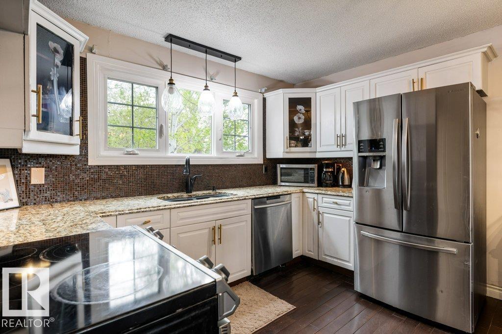 11447 39 Av NW photo 4 — MLS® E4500493