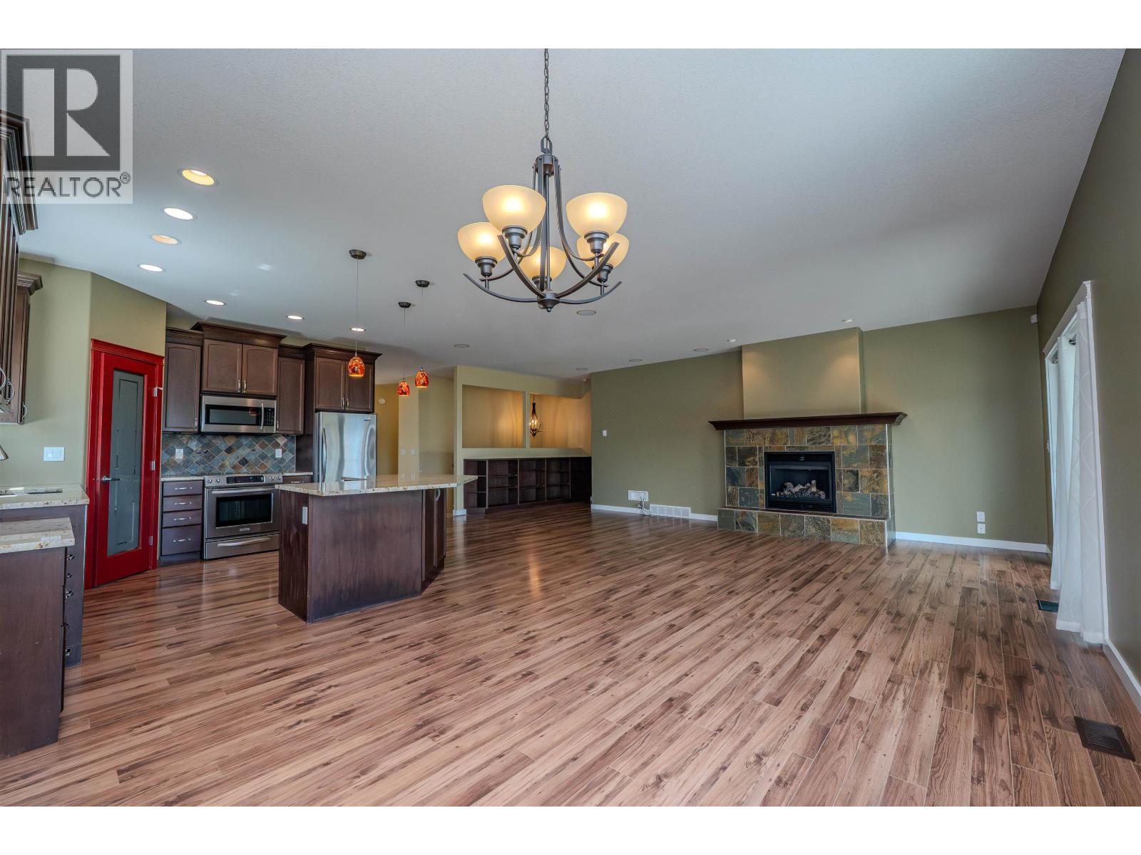 134 EAGLE CRESCENT - Image 6