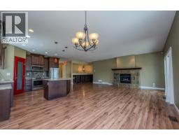 Primary Bedroom - 134 Eagle Crescent, Williams Lake, BC V2G5K4 Photo 6