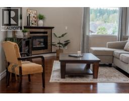 Living room - 885 Pratt Rd, Mill Bay, BC V0R2P1 Photo 10