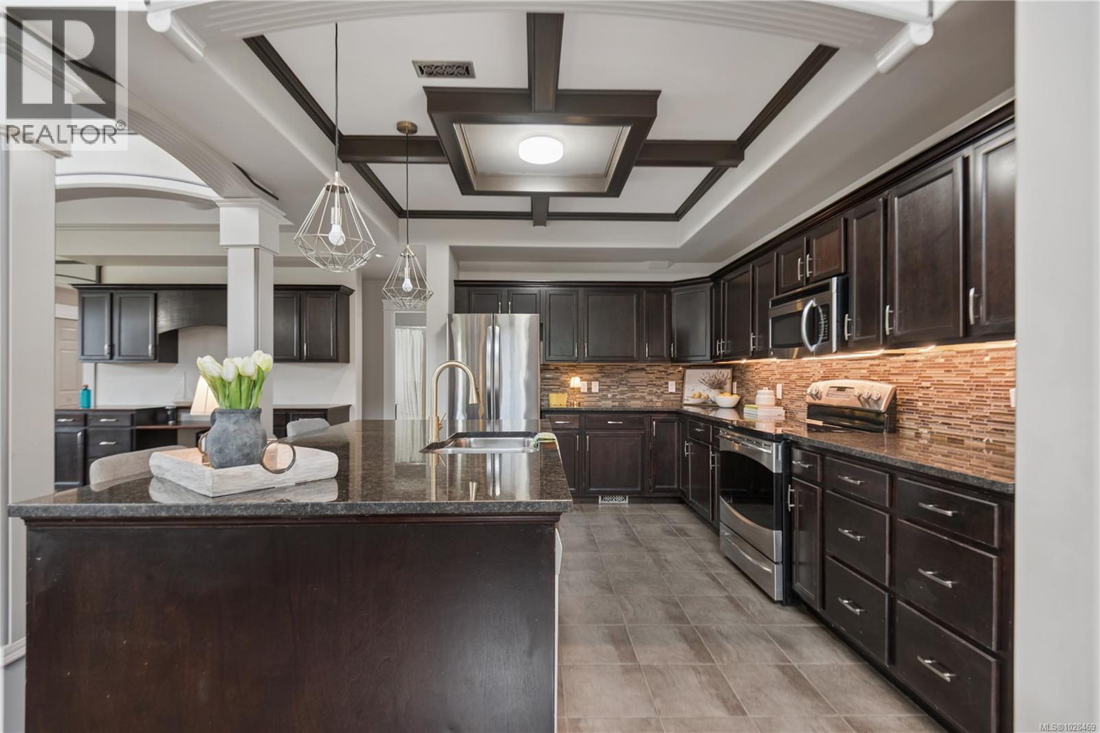 885 PRATT Rd - Image 21