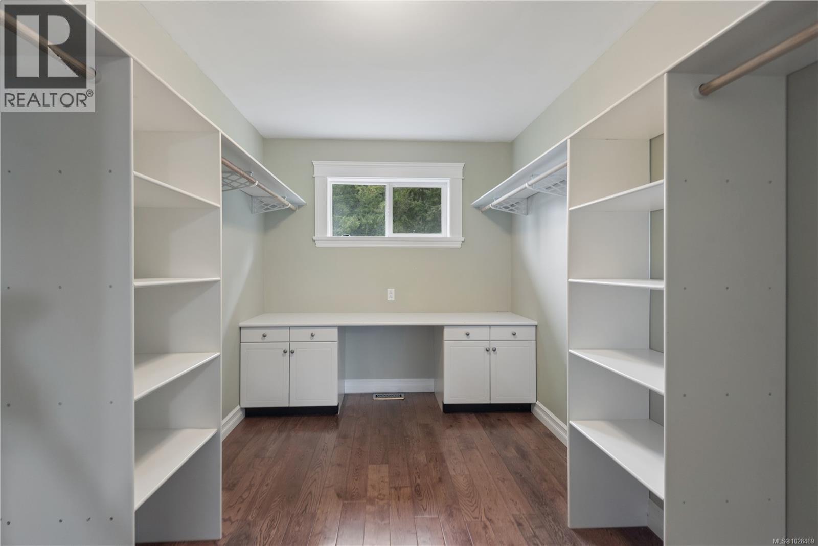 885 PRATT Rd - Image 38