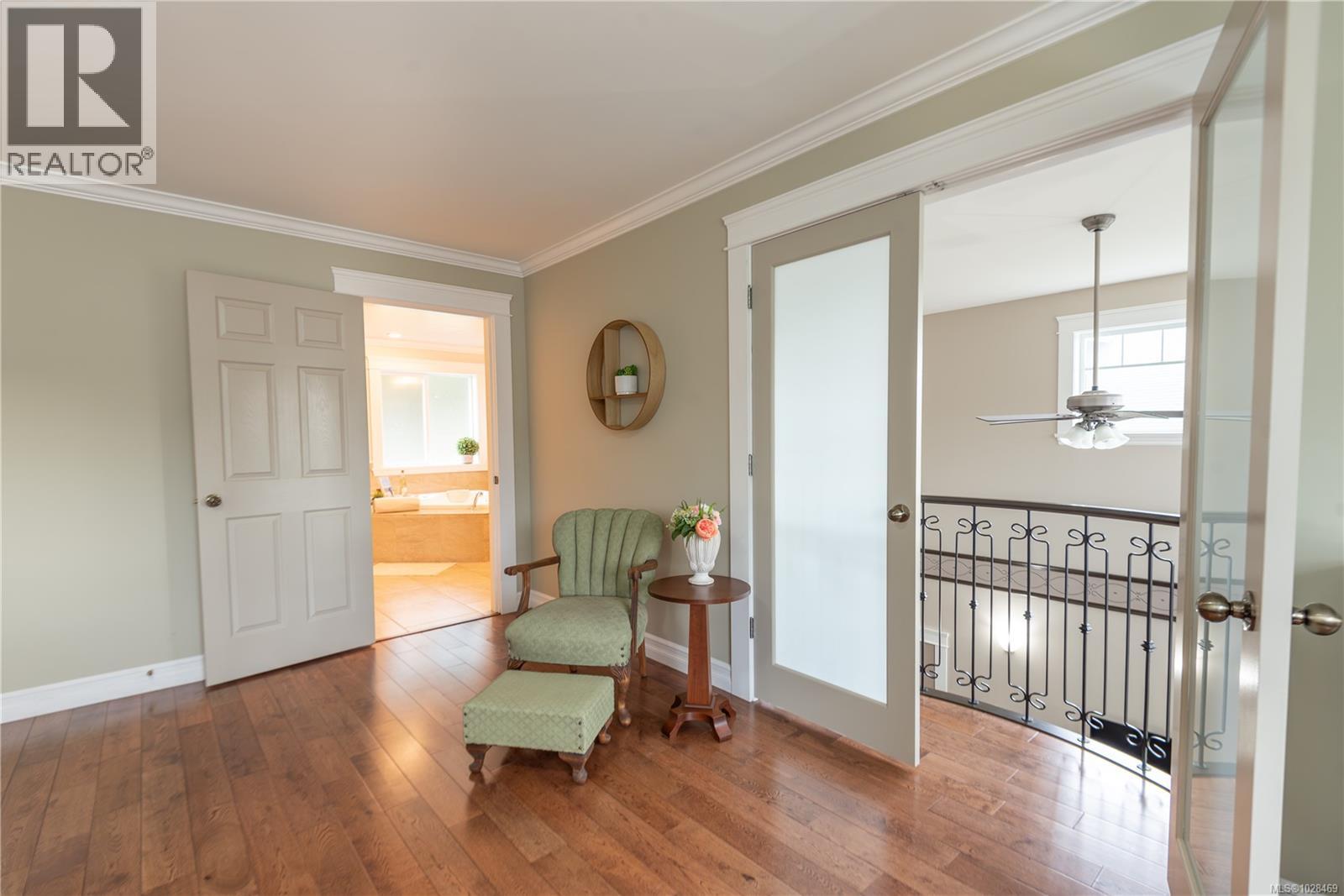 885 PRATT Rd - Image 35