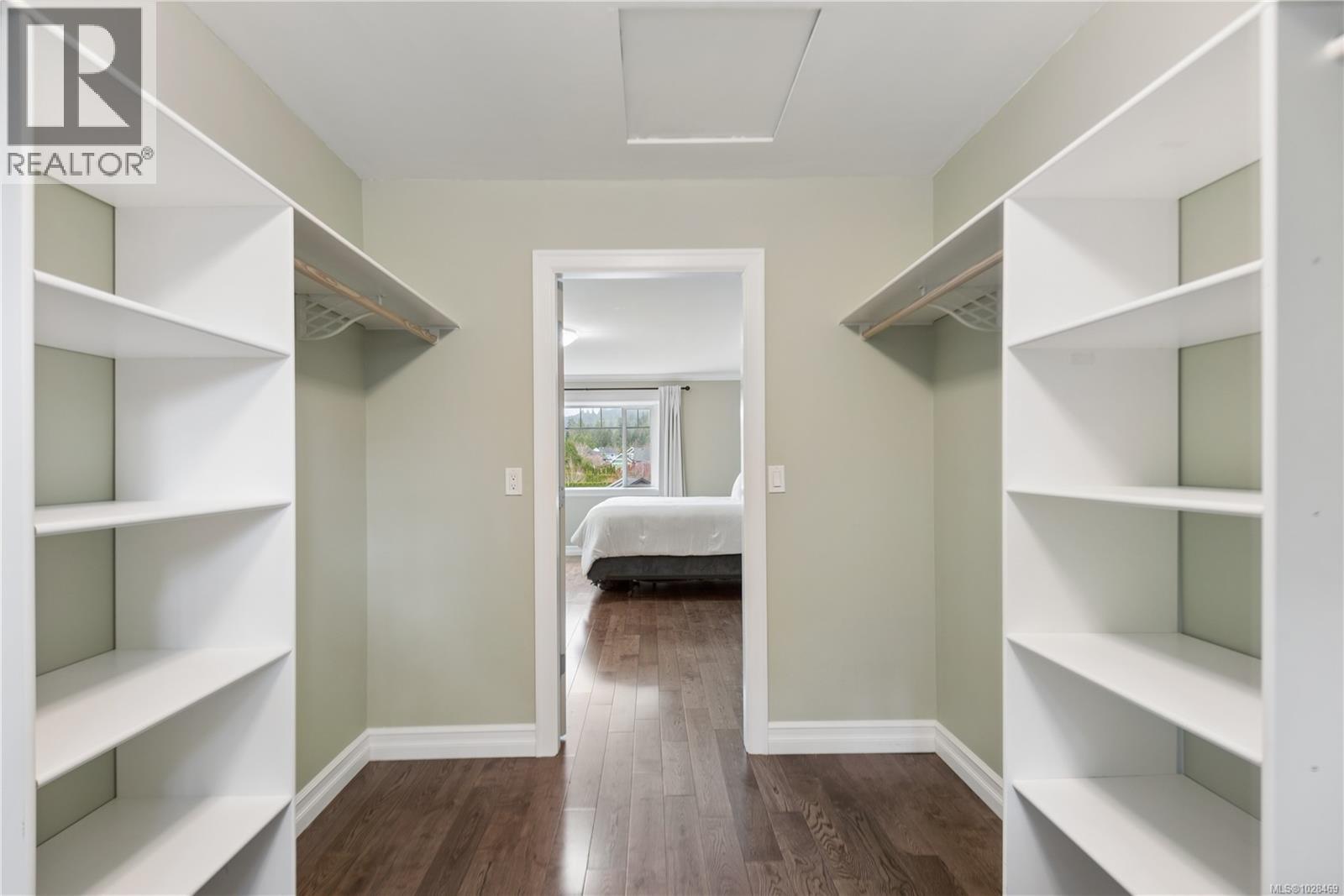 885 PRATT Rd - 39