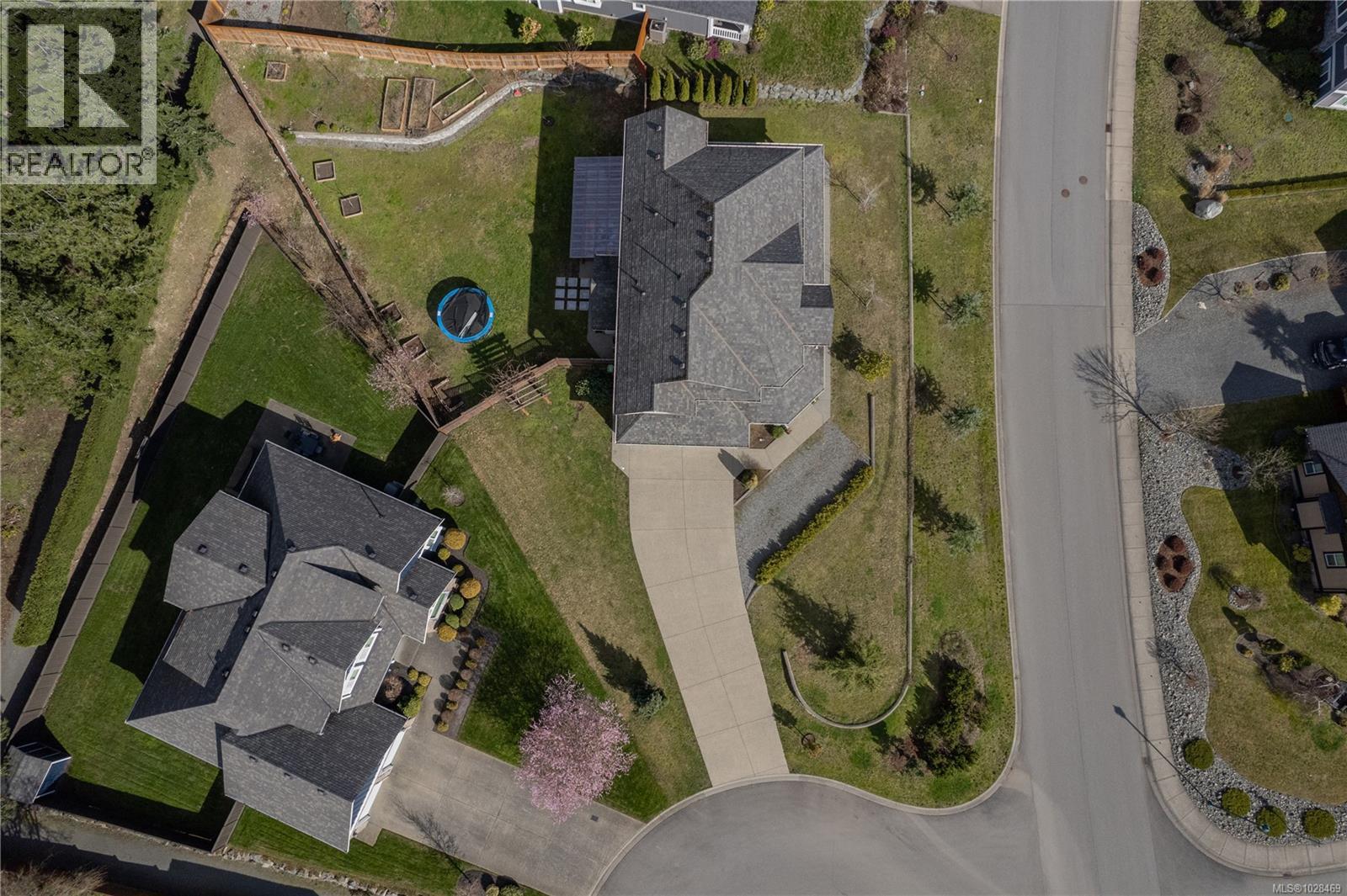 885 PRATT Rd - 74