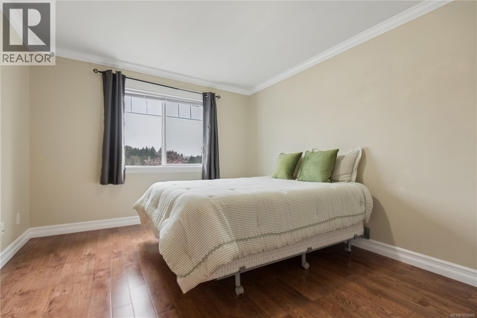 885 PRATT Rd - 44