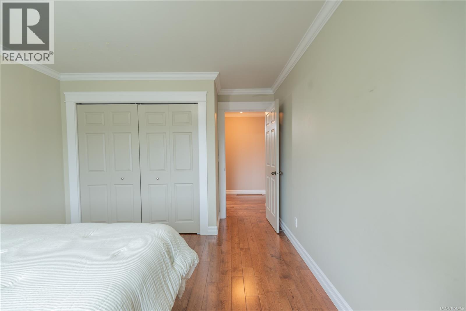 885 PRATT Rd - Image 46