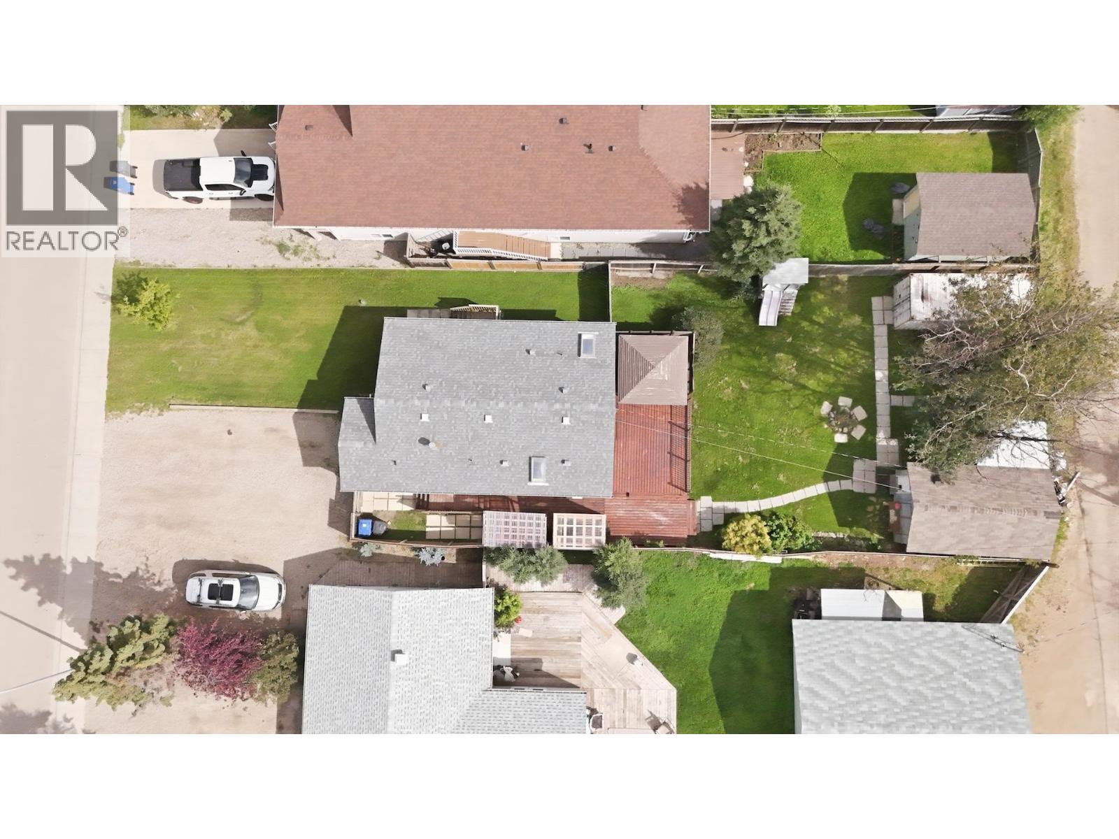 8307 99 AVENUE - 38