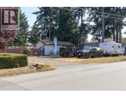Primary Bedroom - 6713 Buena Vista Rd, Central Saanich, BC V8Z5X1 Photo 7