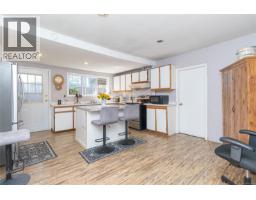 6713 Buena Vista Rd, Central Saanich, BC V8Z5X1 Photo 19
