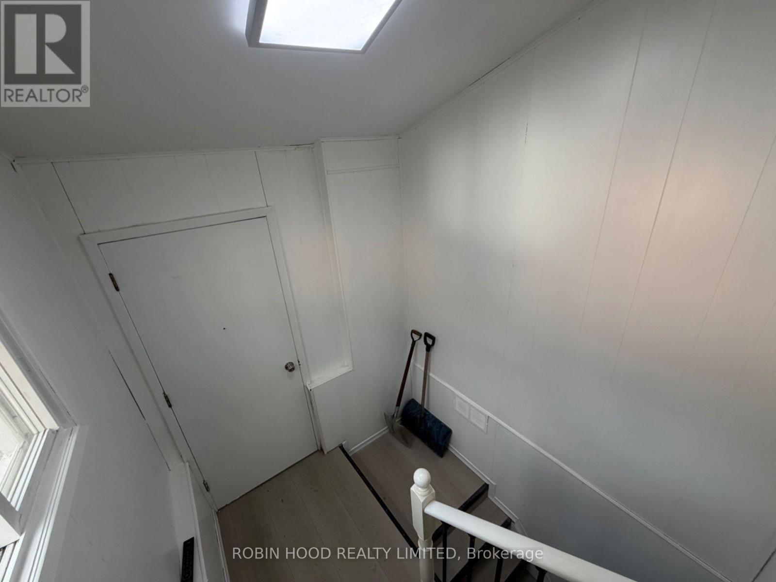 329 O'CONNOR DRIVE - 19