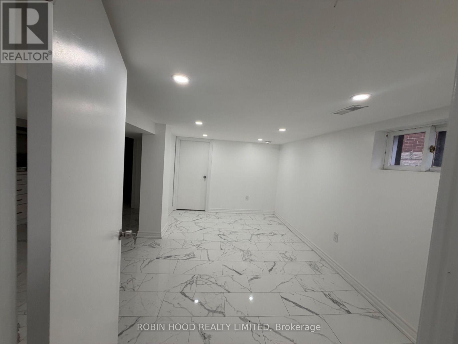 329 O'CONNOR DRIVE - 25