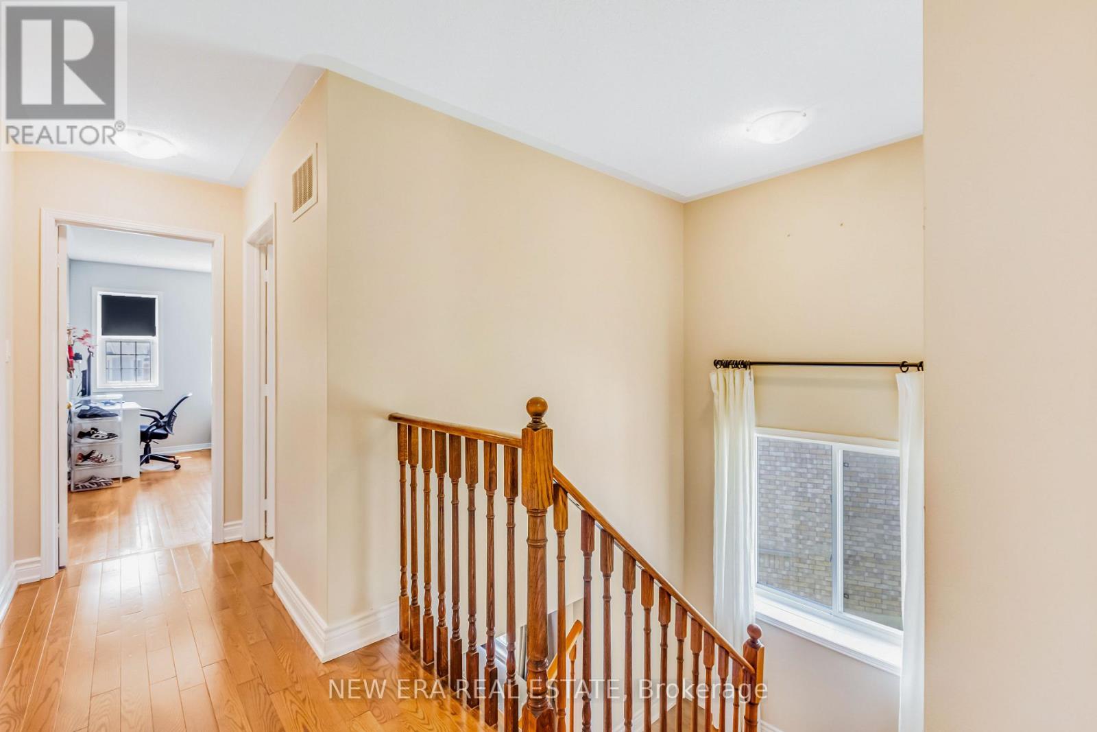 11 WARNFORD CIRCLE - 26