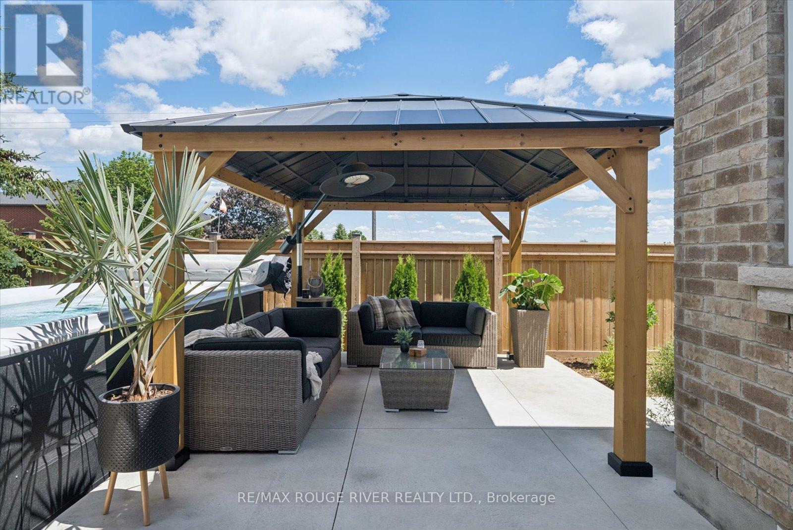 3 BURNHAM COURT - Image 32