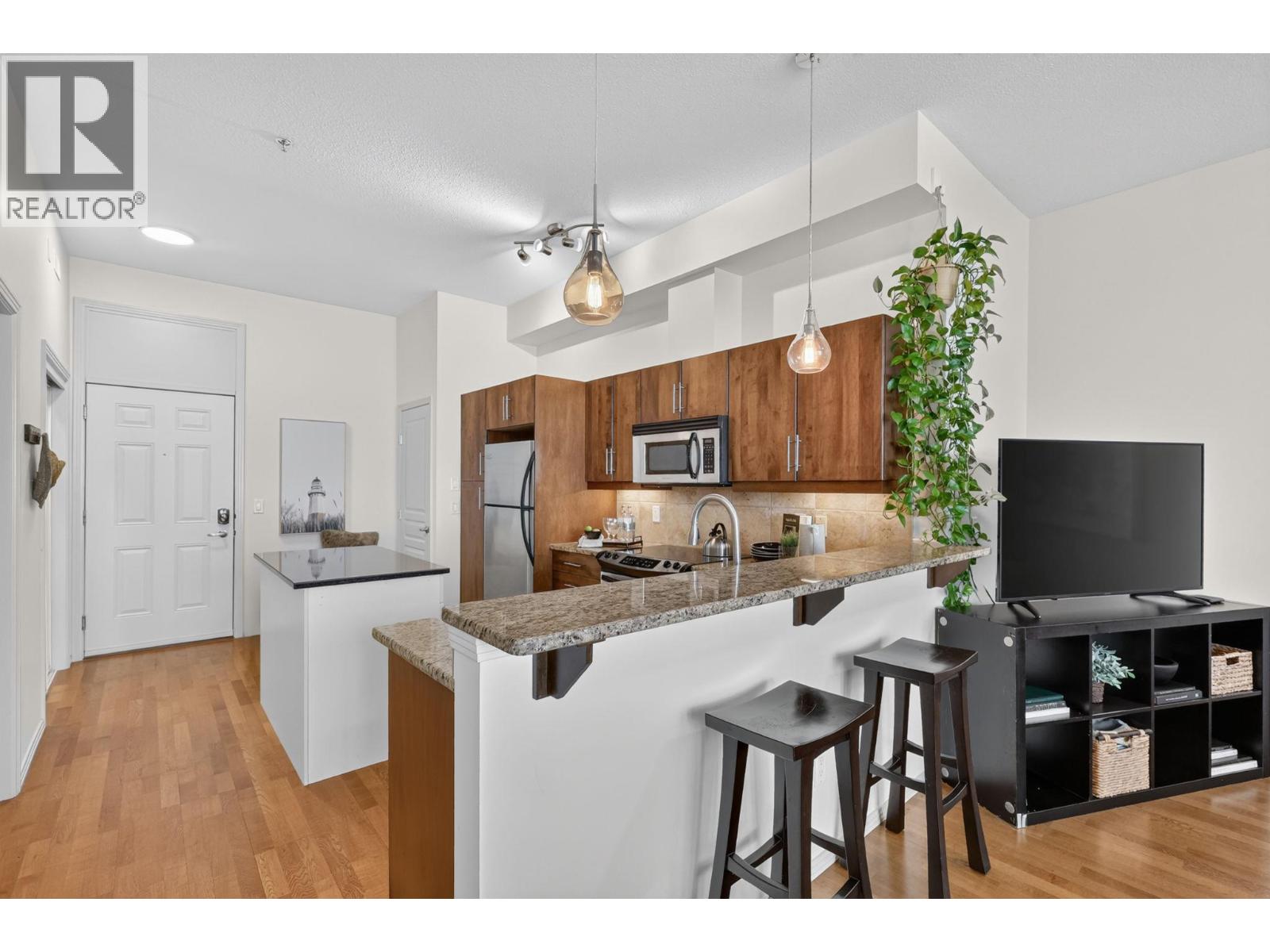317 1331 Ellis Street, Kelowna