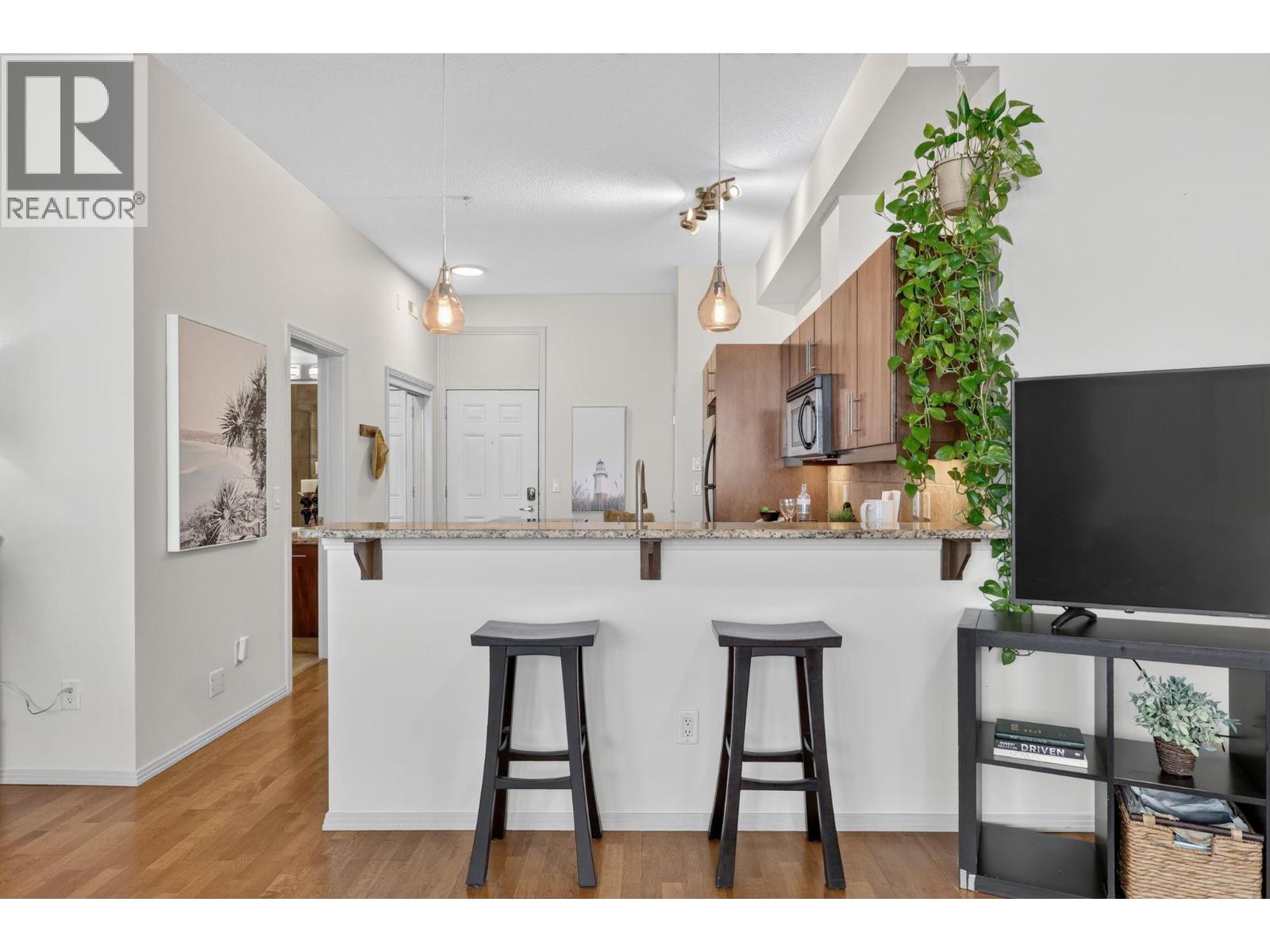 #317 1331 Ellis Street - 10