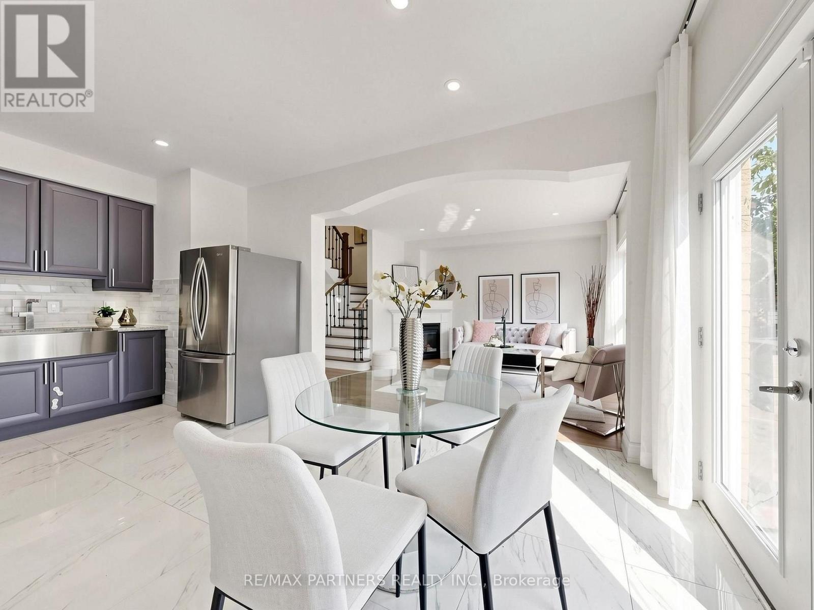 21 RUSSELL HILL ROAD - Image 12