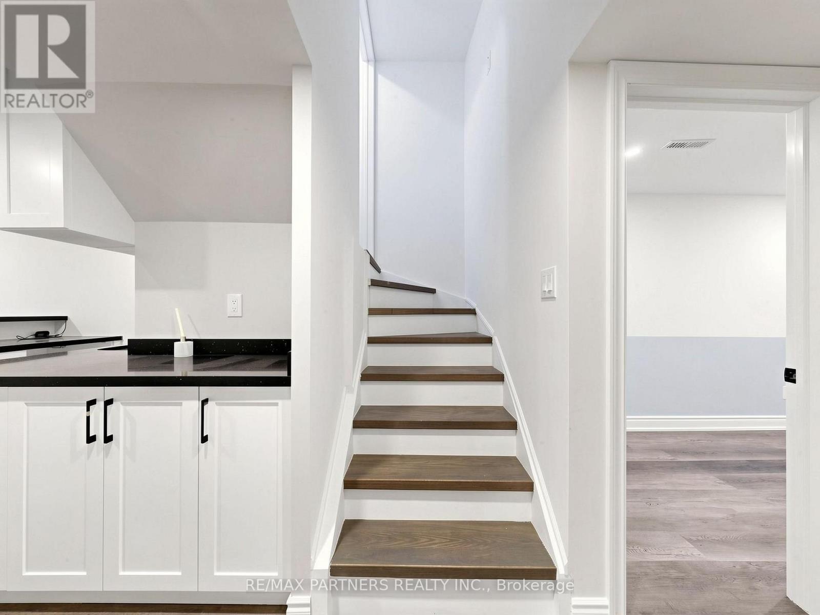 21 RUSSELL HILL ROAD - 30