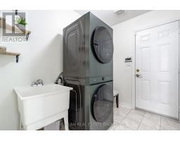 31 The Queensway, Barrie, ON L4M7H5 Photo 21